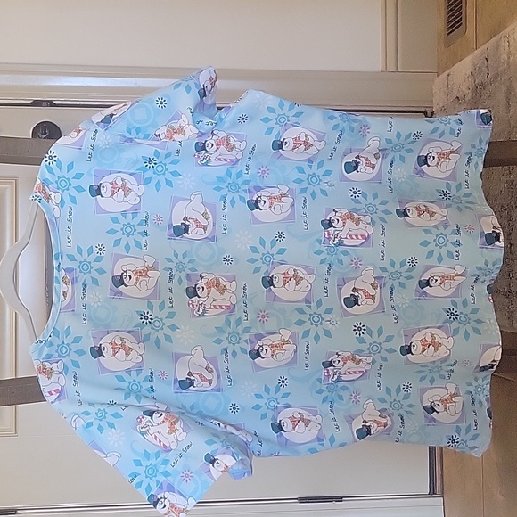Christmas Frosty the Snowman scrub top - Picture 4 of 4